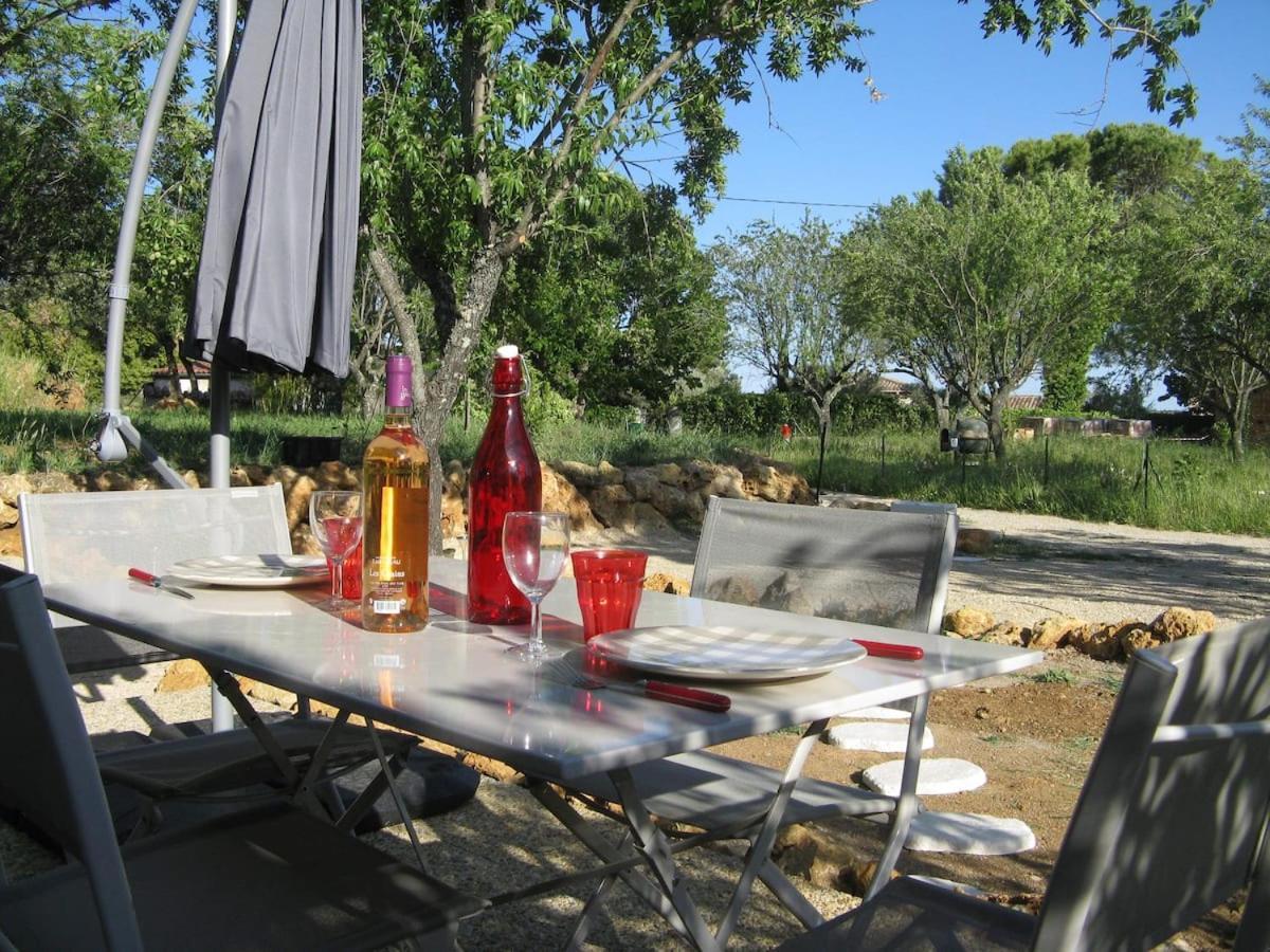 Maison 2 Ou 4 Personnes Jardin Parking Les Amandiers Lorgues Dış mekan fotoğraf